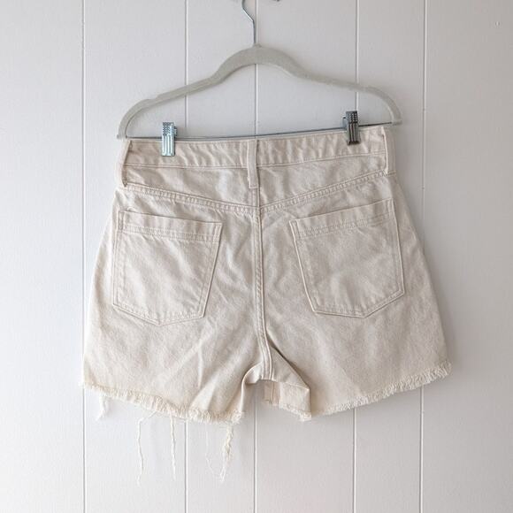 Banana Republic High Rise 100% Cotton Jean Shorts in Ecru Cream, size 28/US 6 - Picture 2 of 9